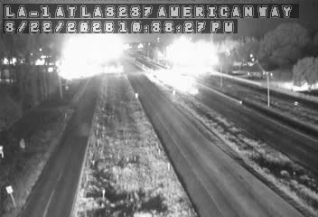LA1 at American Way live webcam