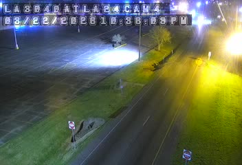 LA 3040 at LA 24 live webcam